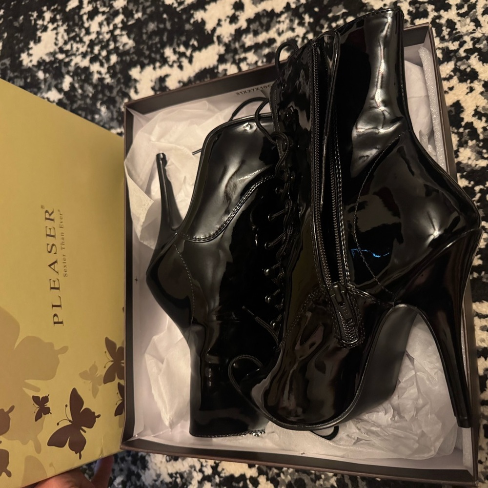 Pleaser Shiny Black Lace-Up Heels